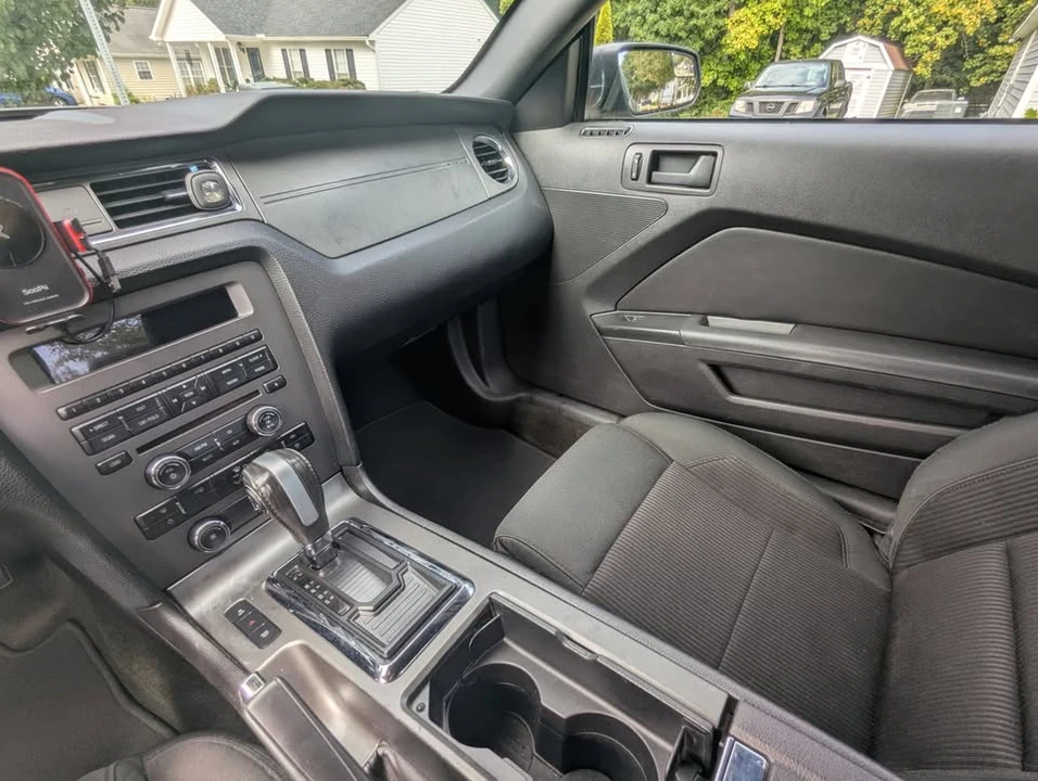 2014 Ford S197 Mustang - Image 8 of 12