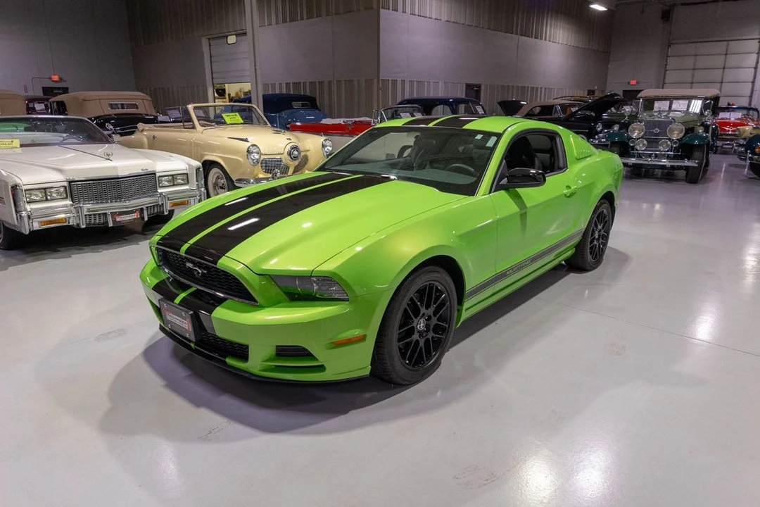 2014 Ford S197 Mustang - Image 13 of 21
