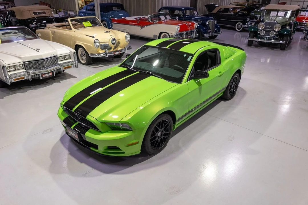 2014 Ford S197 Mustang - Image 5 of 12