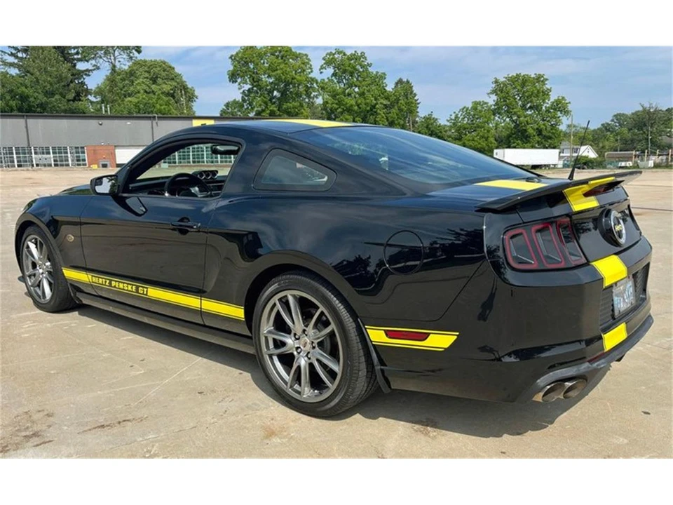 2014 Ford S197 Mustang - Image 6 of 31
