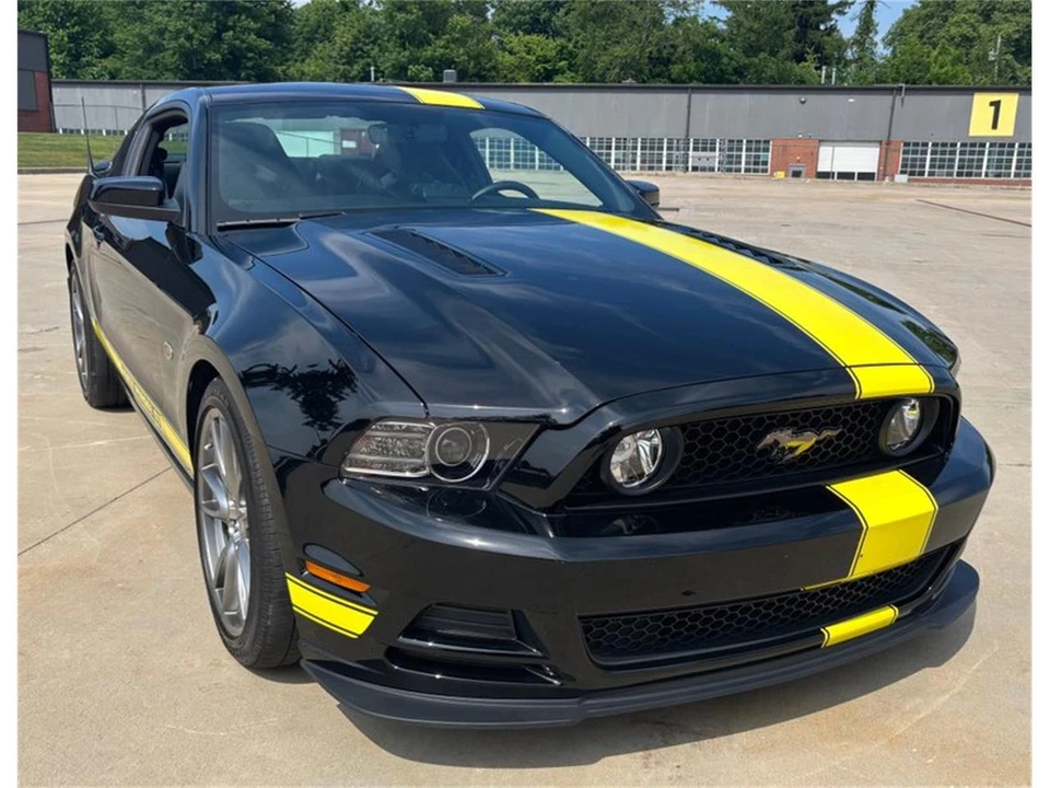 2014 Ford S197 Mustang - Image 22 of 31