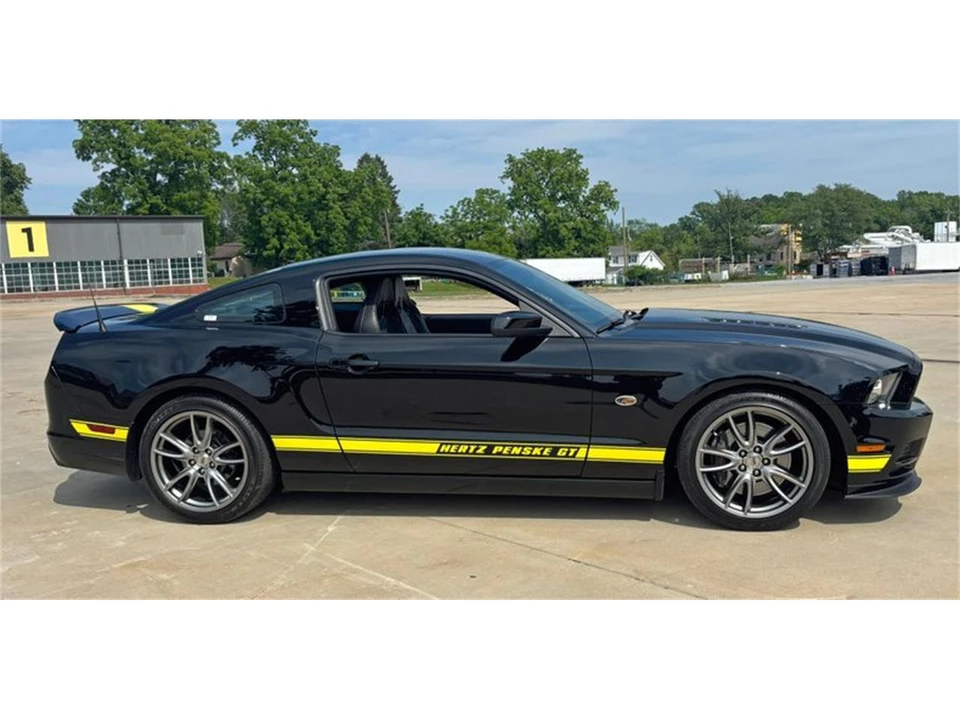 2014 Ford S197 Mustang - Image 27 of 31