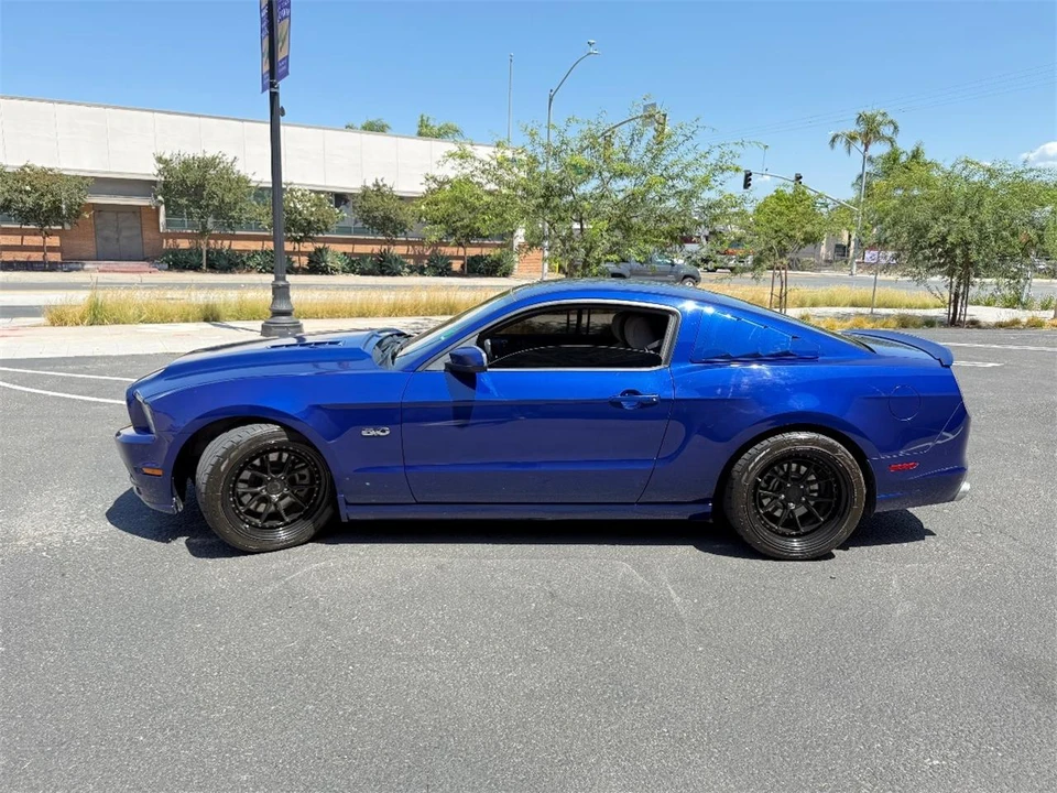 2014 Ford S197 Mustang - Image 6 of 24