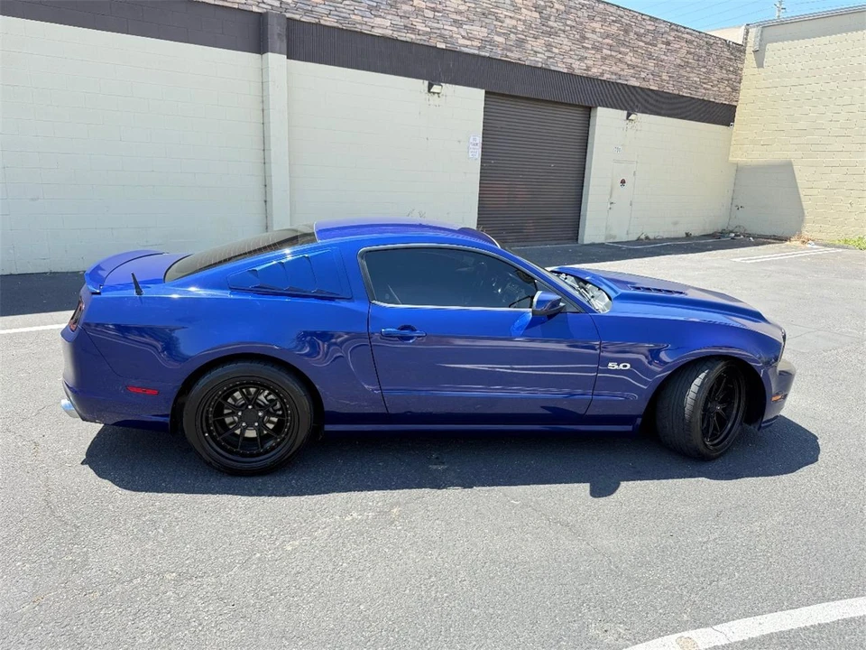2014 Ford S197 Mustang - Image 8 of 24