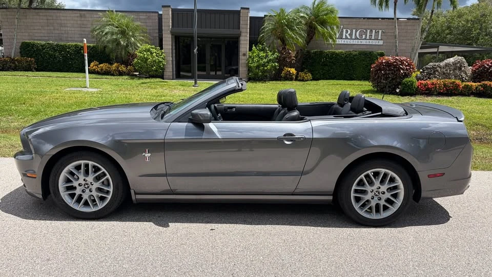 2014 Ford S197 Mustang - Image 3 of 20