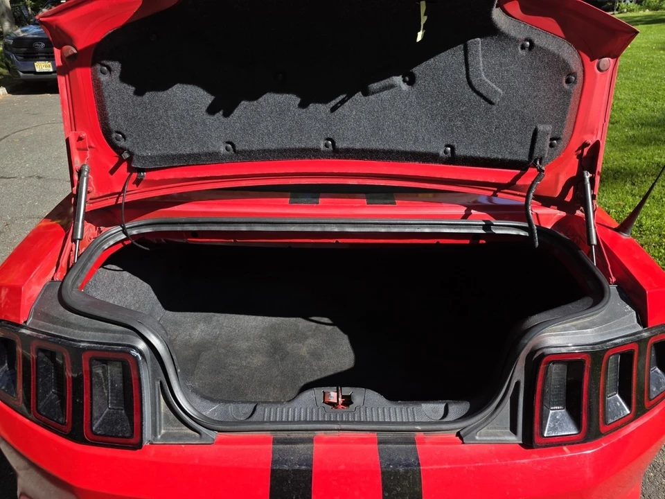 2014 Ford S197 Mustang - Image 8 of 10