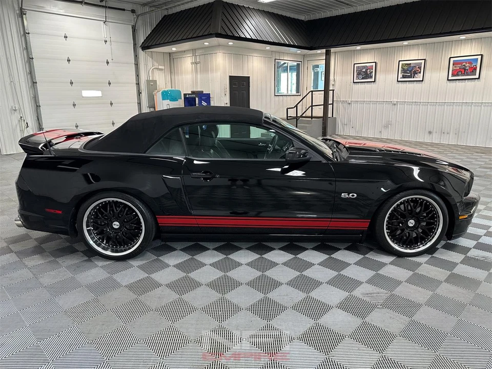 2014 Ford S197 Mustang - Image 13 of 31