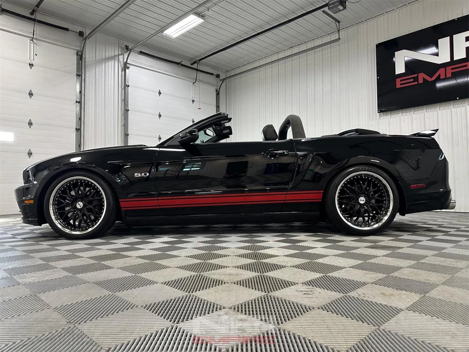 2014 Ford S197 Mustang - Image 20 of 31