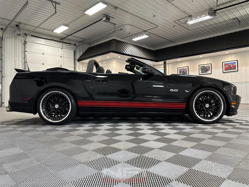 2014 Ford S197 Mustang - Image 26 of 31