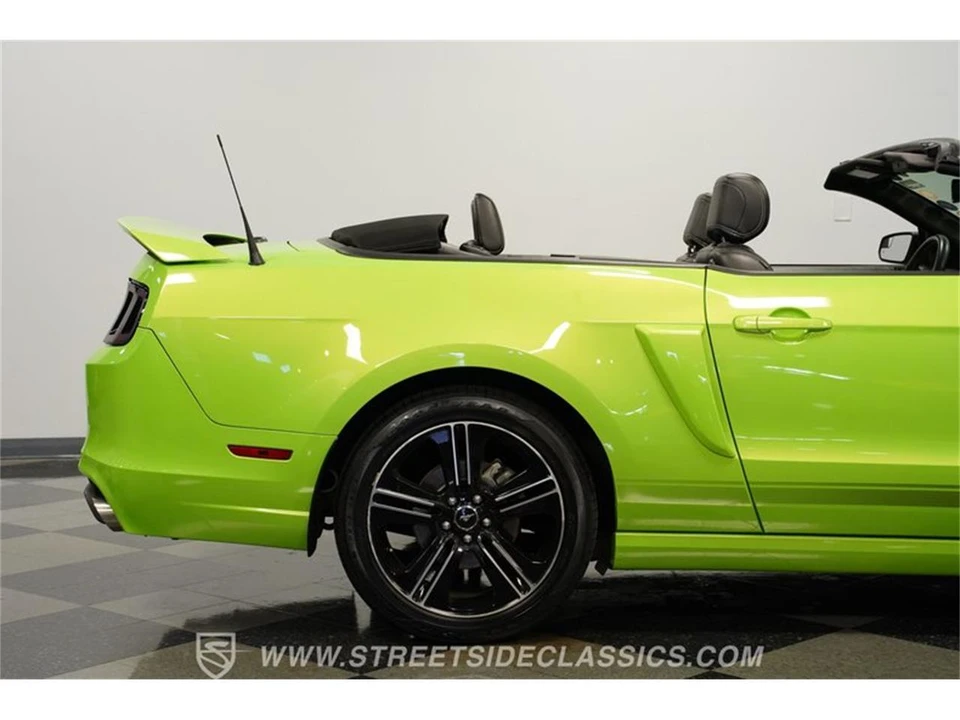 2014 Ford S197 Mustang - Image 28 of 31