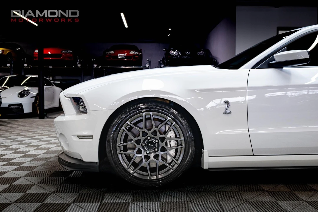 2014 Ford S197 Mustang - Image 9 of 12