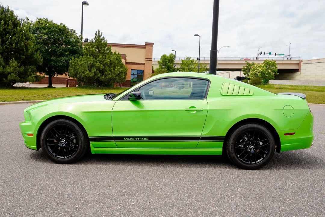 2014 Ford S197 Mustang - Image 7 of 31