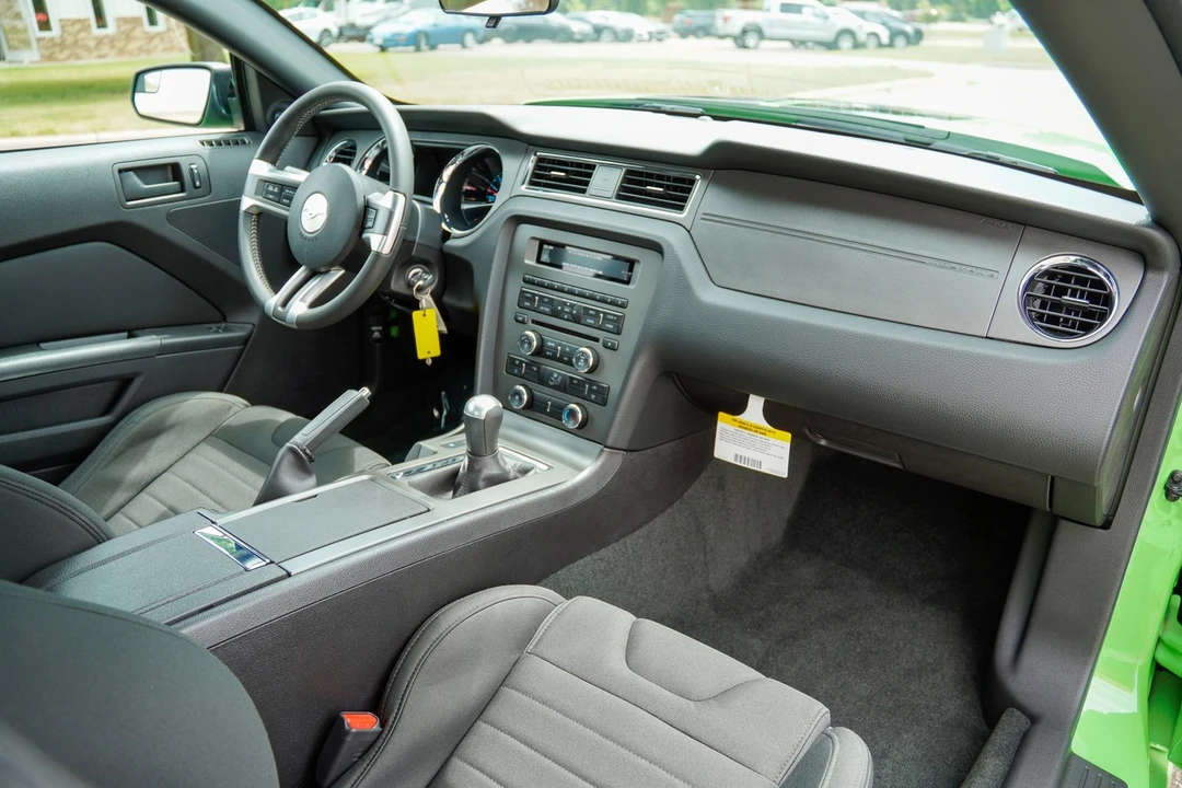 2014 Ford S197 Mustang - Image 18 of 31