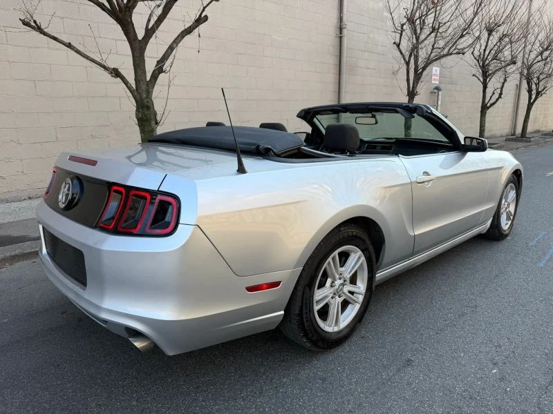 2014 Ford S197 Mustang - Image 9 of 12