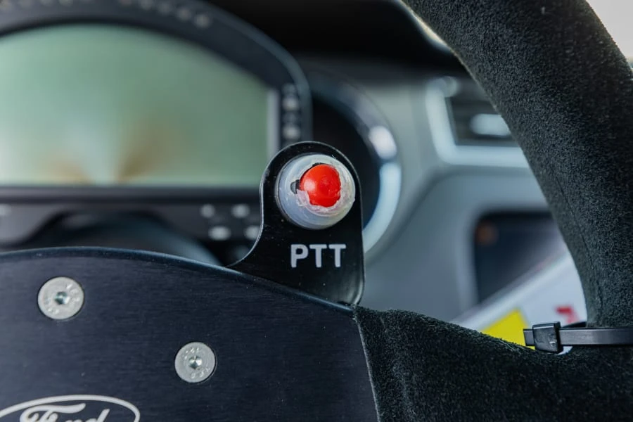 2014 Ford S197 Mustang - Image 28 of 31