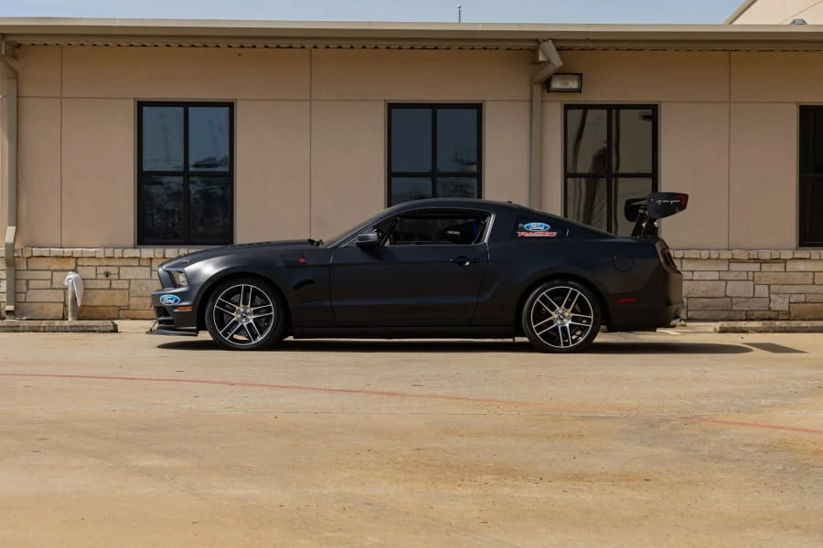 2014 Ford S197 Mustang - Image 2 of 31