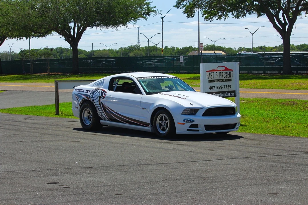 2014 Ford S197 Mustang - Image 9 of 31
