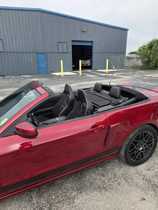 2014 Ford S197 Mustang - Image 10 of 17