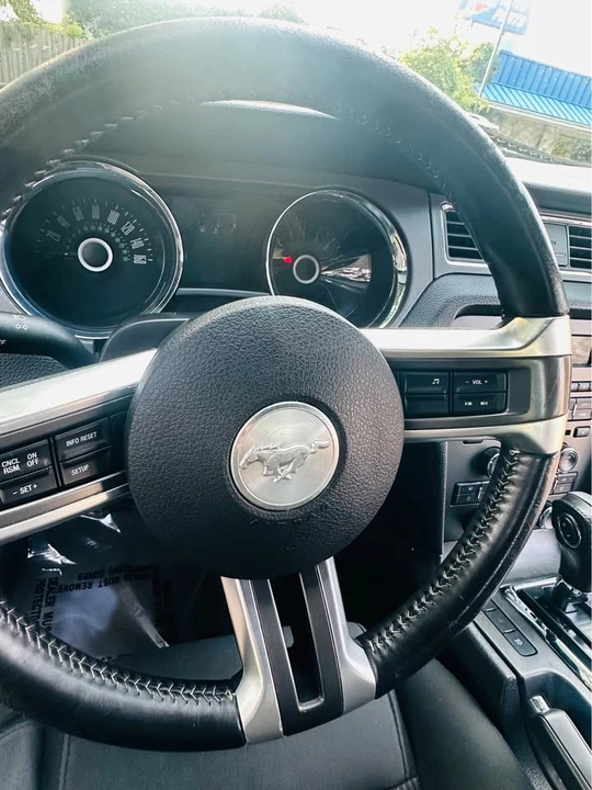 2014 Ford S197 Mustang - Image 15 of 17
