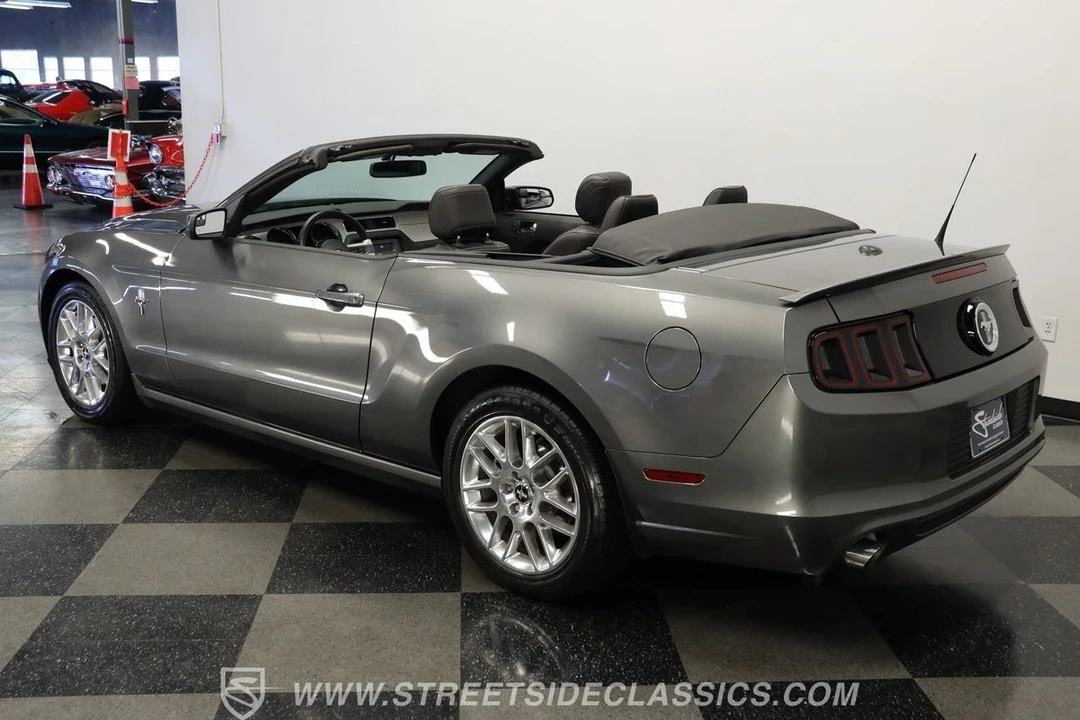 2014 Ford S197 Mustang - Image 7 of 12