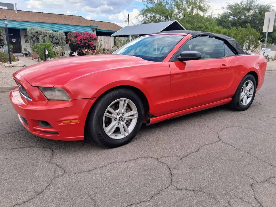 2014 Ford S197 Mustang - Image 11 of 18