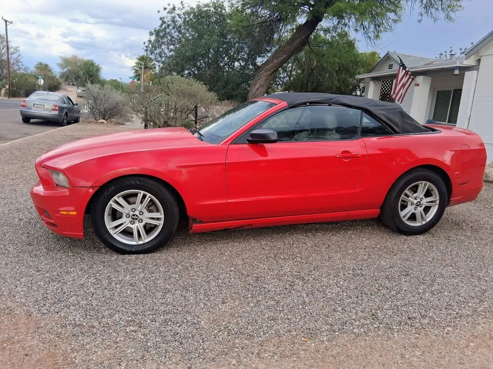 2014 Ford S197 Mustang - Image 8 of 18