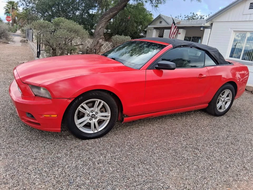 2014 Ford S197 Mustang - Image 7 of 18