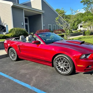 2014 Ford Mustang Convertible