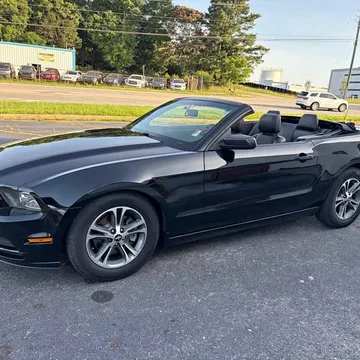 2014 Ford Mustang V6 Convertible