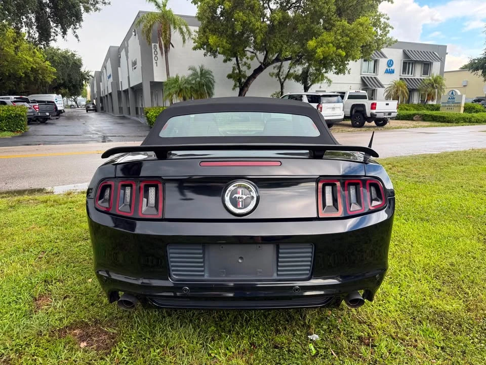 2014 Ford S197 Mustang - Image 5 of 10