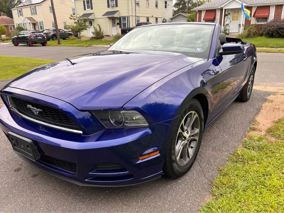 2014 Ford S197 Mustang - Image 3 of 4