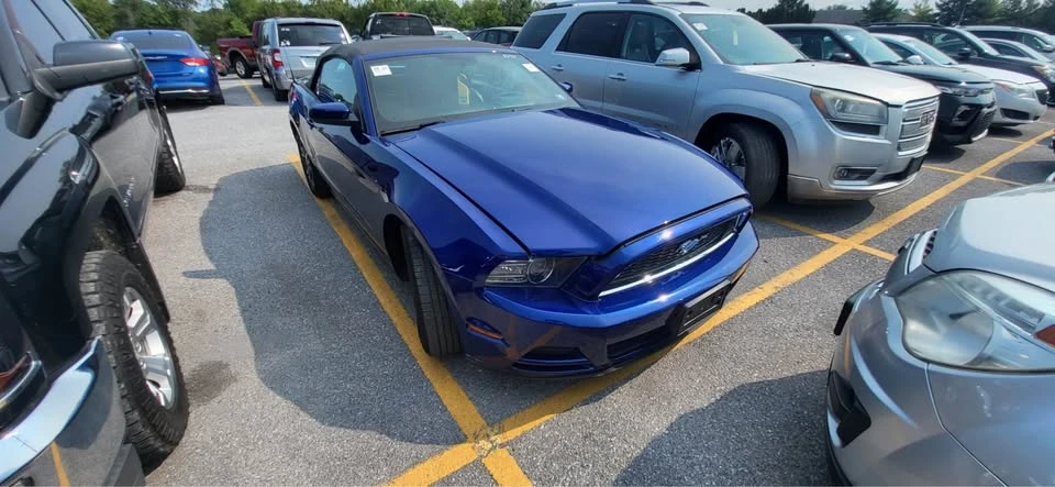 2014 Ford S197 Mustang - Image 2 of 4