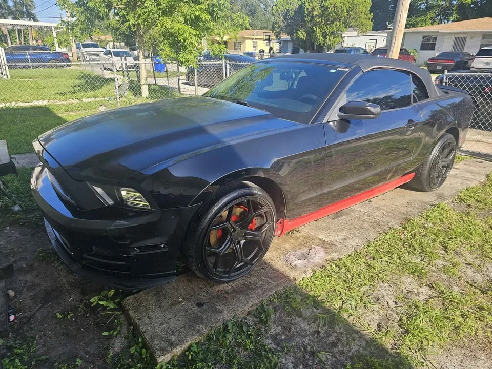 2014 Ford S197 Mustang - Image 4 of 8