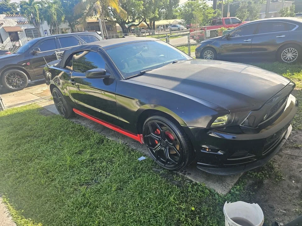 2014 Ford S197 Mustang - Image 3 of 8