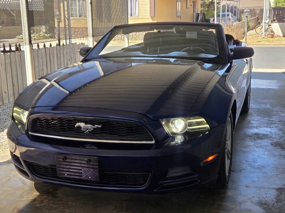 2014 Ford S197 Mustang - Image 2 of 12