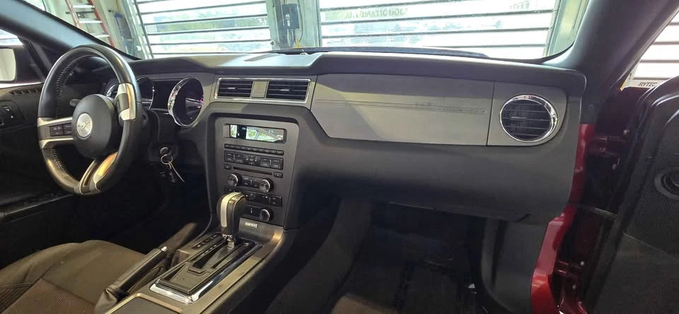 2014 Ford S197 Mustang - Image 11 of 14