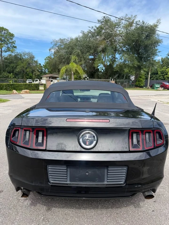 2014 Ford S197 Mustang - Image 6 of 14