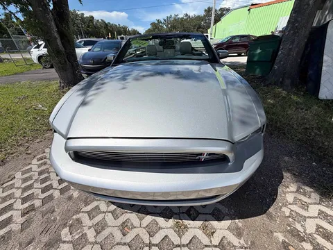 2014 Ford Mustang Convertible 2D