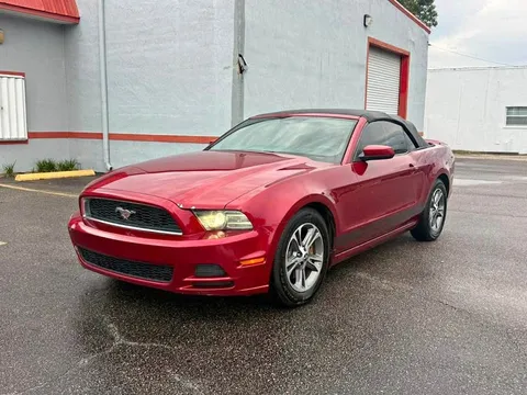 2014 Ford Mustang Convertible 2D