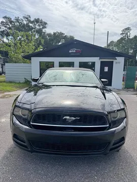 2014 Ford Mustang Convertible 2D