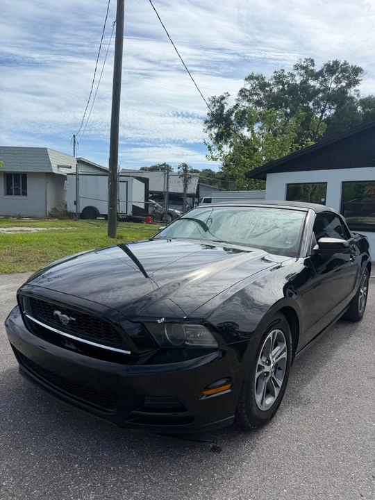 2014 Ford S197 Mustang - Image 2 of 14