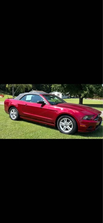 2014 Ford S197 Mustang - Image 3 of 4