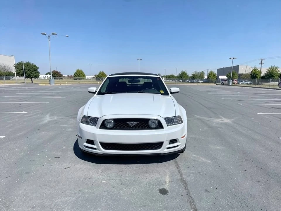 2014 Ford S197 Mustang GT - Image 2 of 19