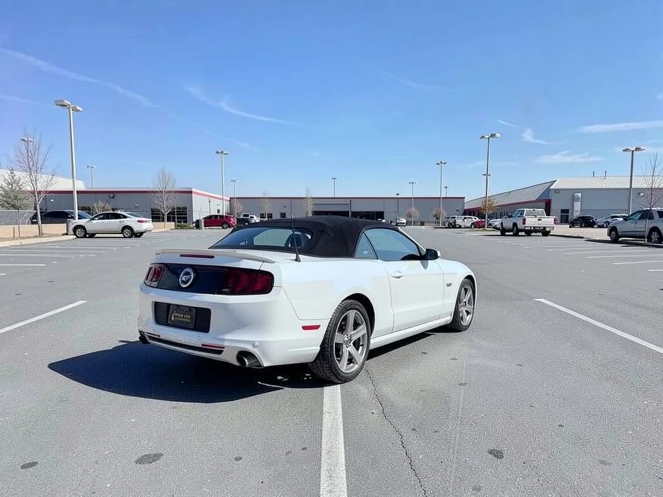 2014 Ford S197 Mustang GT - Image 5 of 19