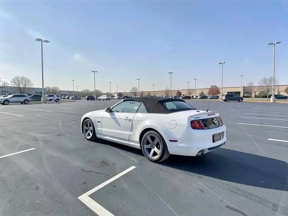 2014 Ford S197 Mustang GT - Image 7 of 19