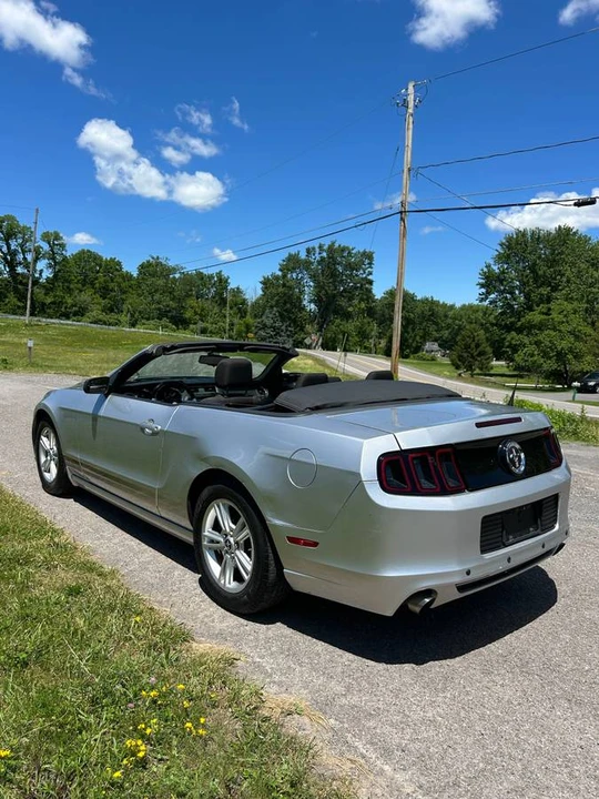 2014 Ford S197 Mustang - Image 2 of 19