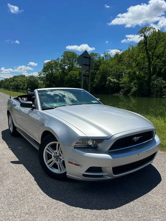 2014 Ford S197 Mustang - Image 8 of 19
