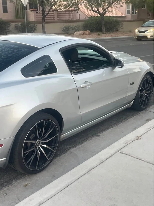 2014 Ford S197 Mustang - Image 6 of 6
