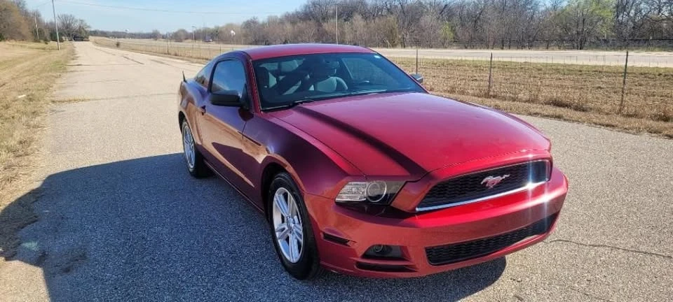 2014 Ford S197 Mustang - Image 2 of 13