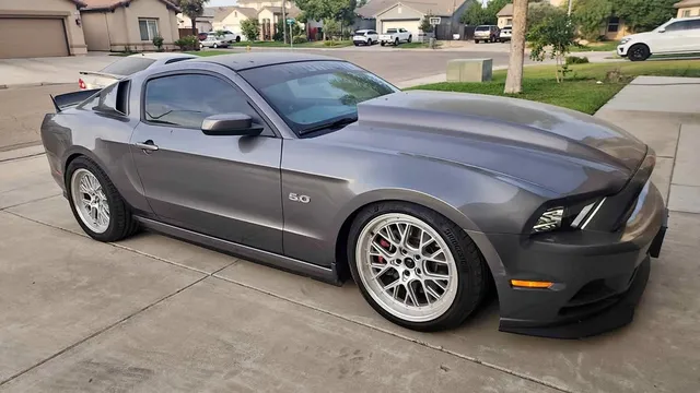 2014 Ford Mustang Coupe 2D